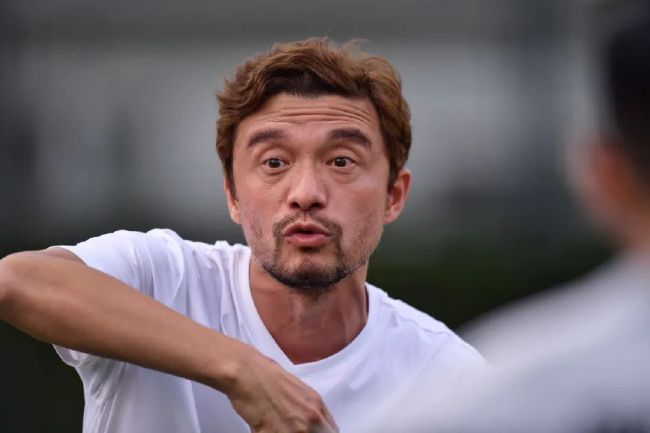 国产色中色